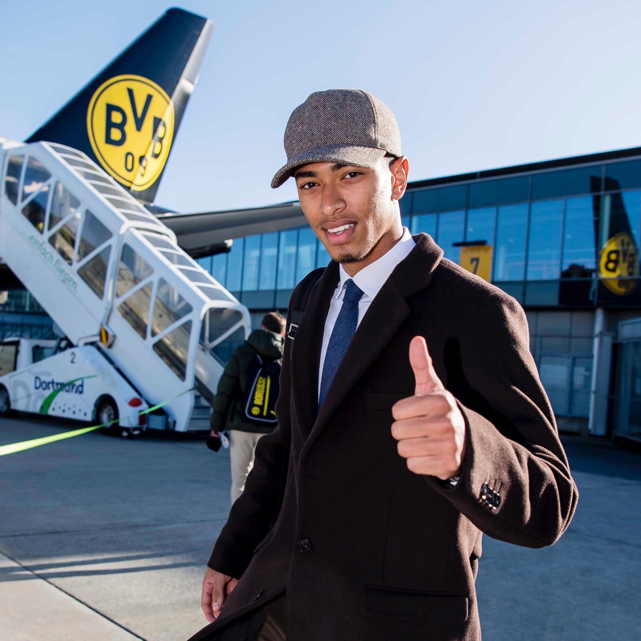 转折点！洛杉矶快船调整名单，德国杯转会期攻防权衡，管理层满意，轮换策略成焦点的简单介绍-kaiyun